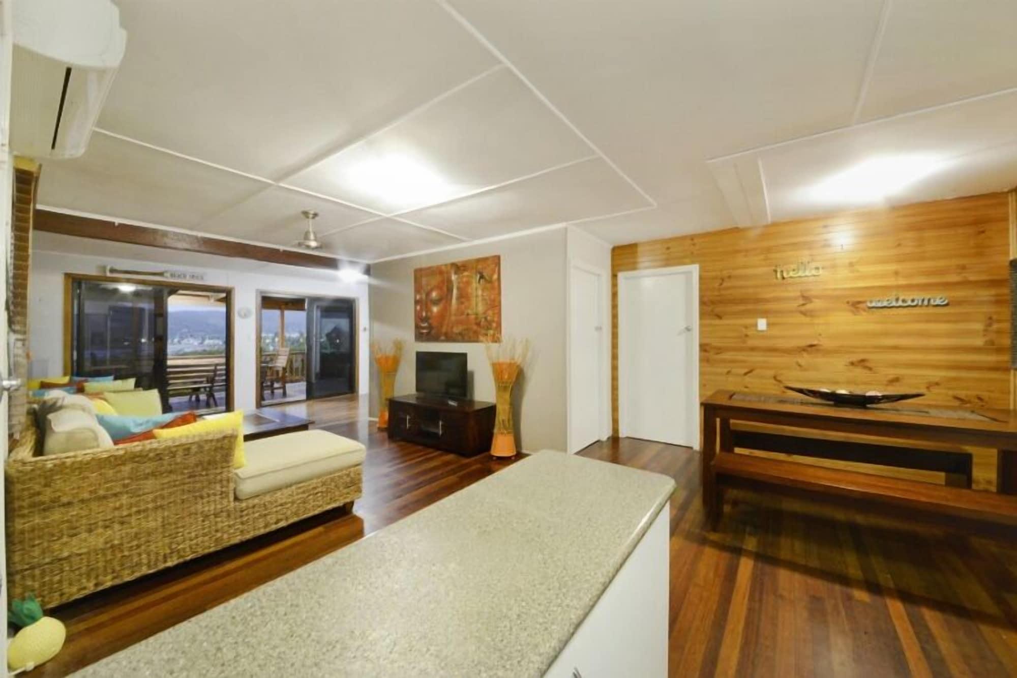 Airlie Guest House Airlie Beach Exteriér fotografie